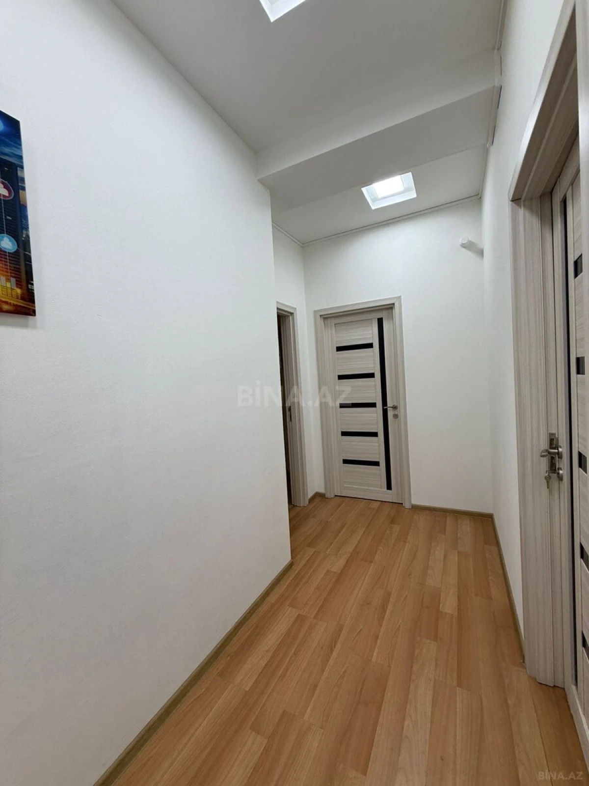 Kirayə verilir 2 otaqlı ofis 70 m²