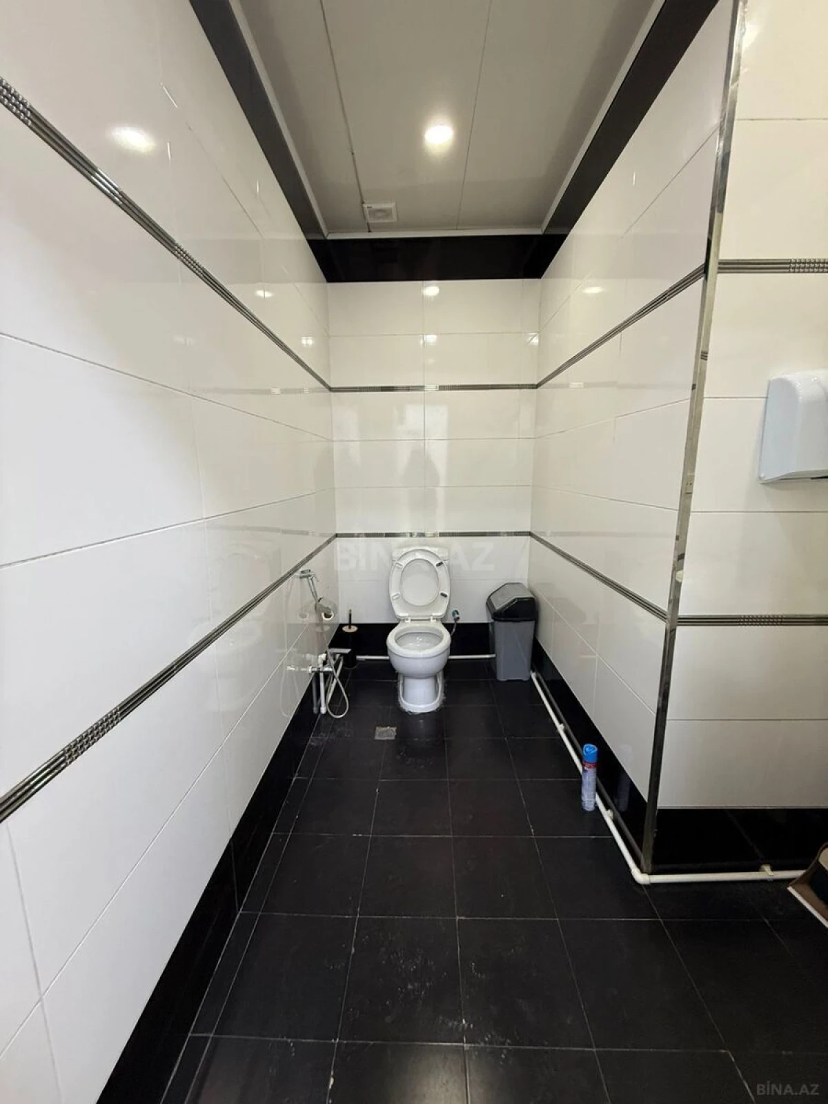 Kirayə verilir 2 otaqlı ofis 70 m²