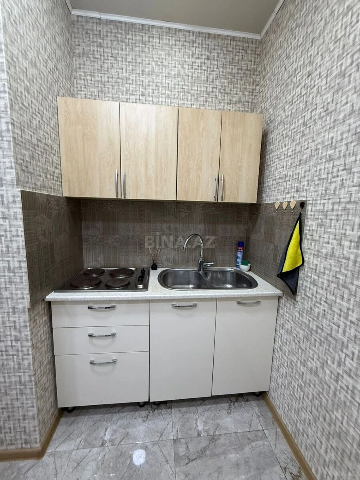 Kirayə verilir 2 otaqlı ofis 70 m²