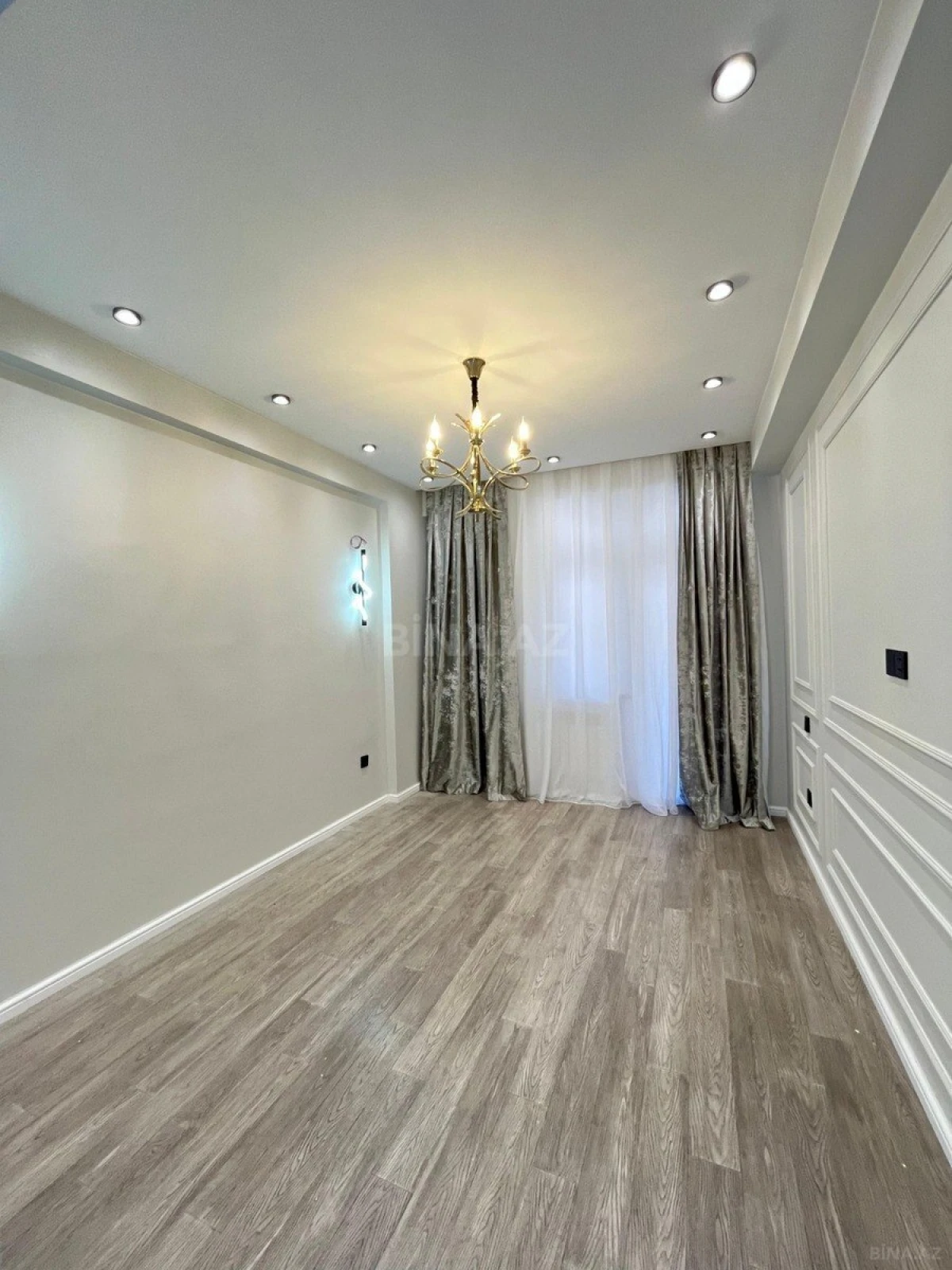 Satılır 2 otaqlı mənzil 58 m²