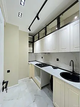 Satılır 2 otaqlı mənzil 58 m²