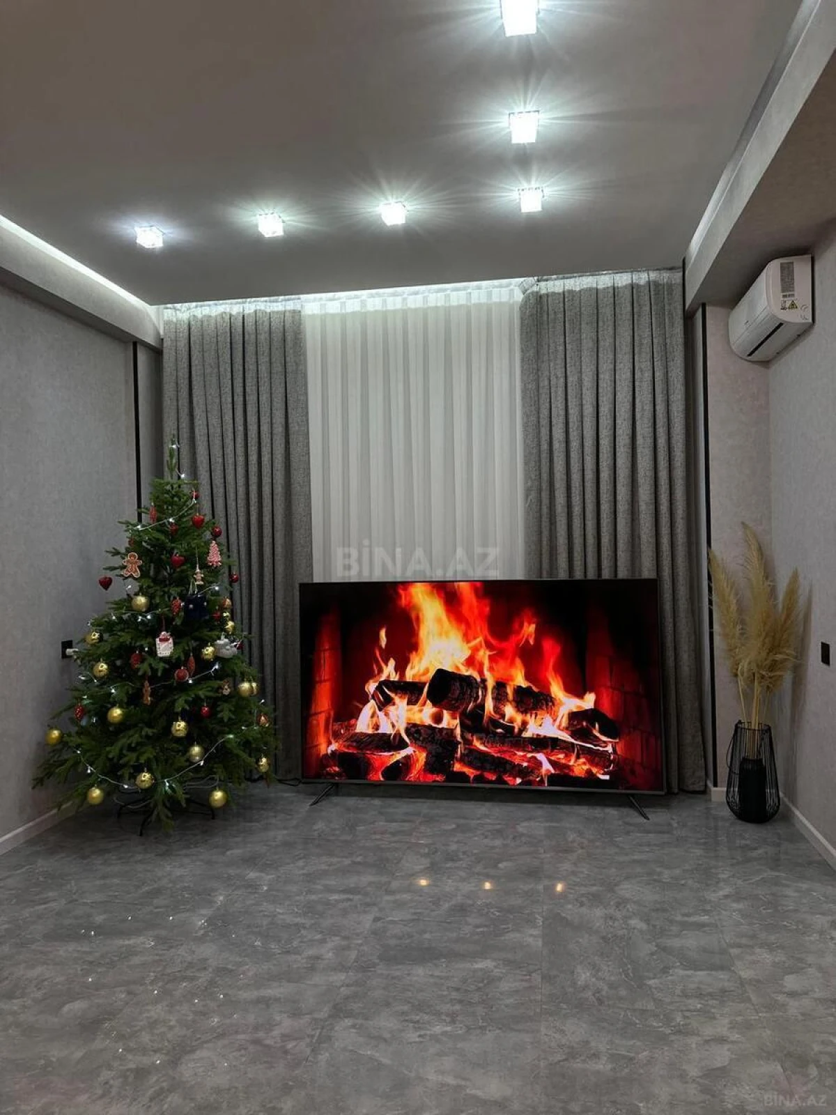 Kirayə verilir 4 otaqlı mənzil 130 m²