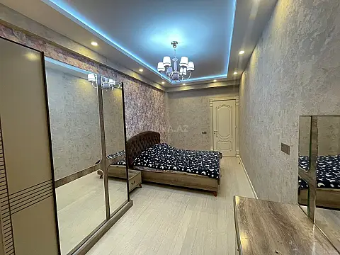Satılır 3 otaqlı mənzil 157 m²