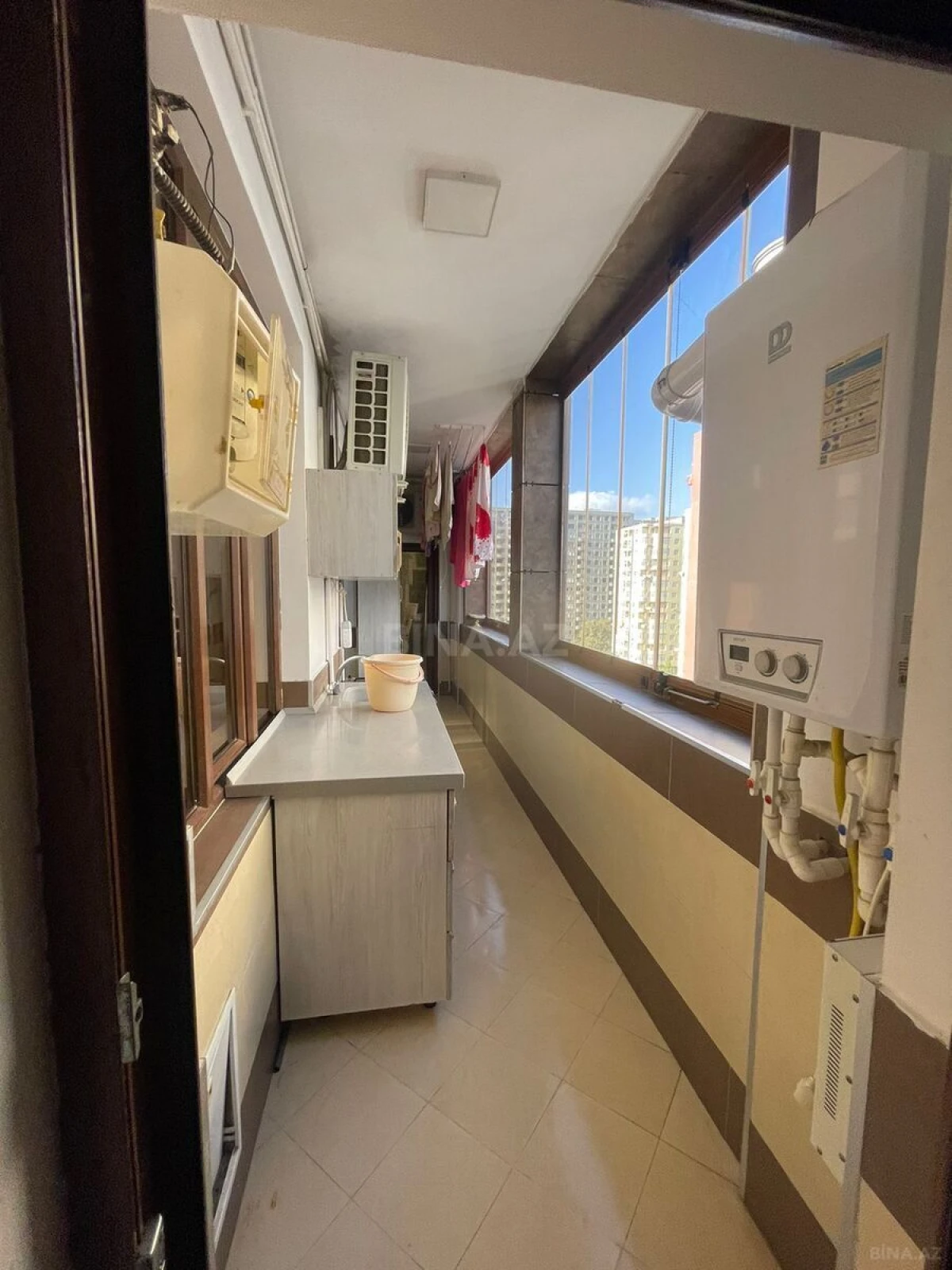 Satılır 3 otaqlı mənzil 157 m²