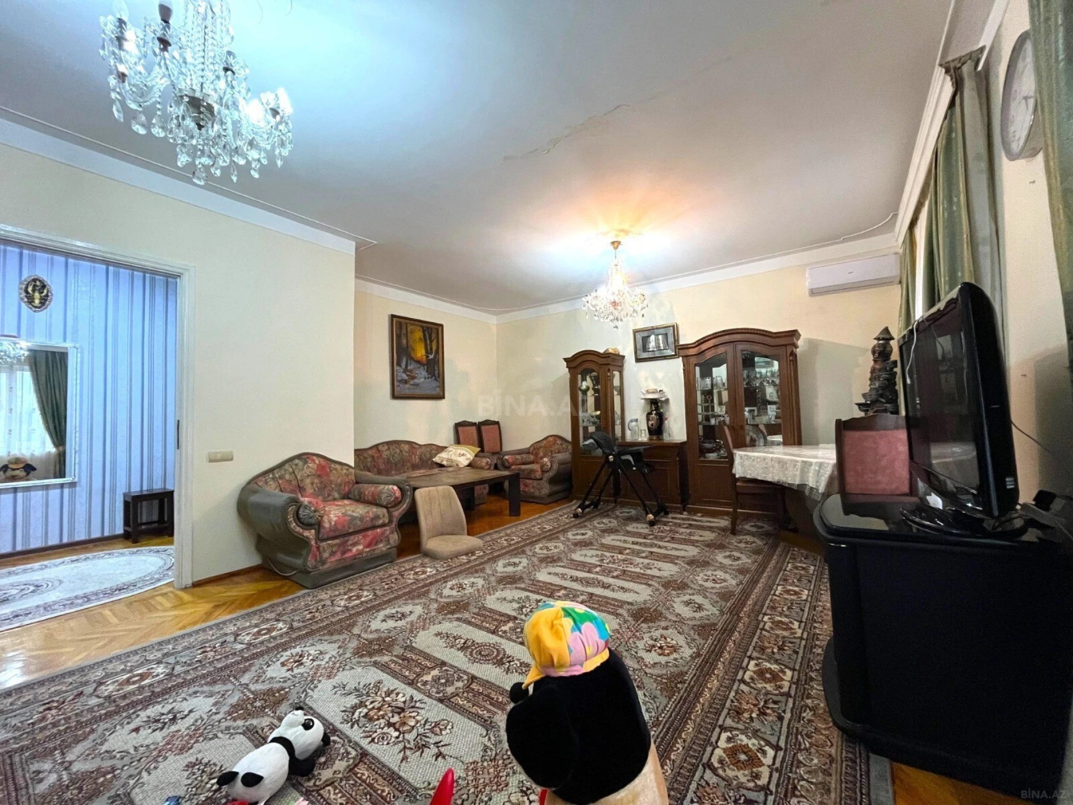 Satılır 4 otaqlı mənzil 110 m²