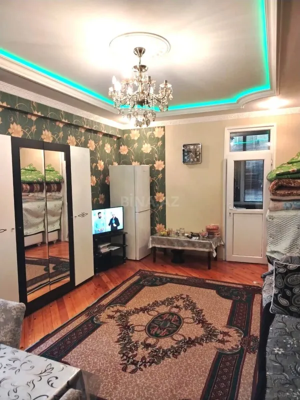 Satılır 2 otaqlı mənzil 60 m²