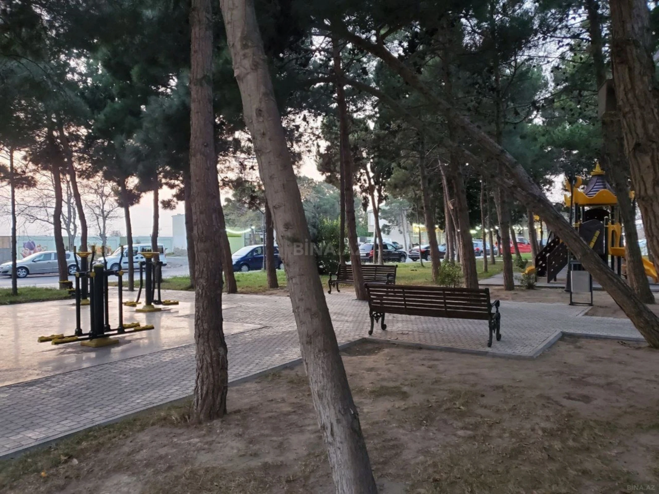 Satılır 2 otaqlı mənzil 64 m²