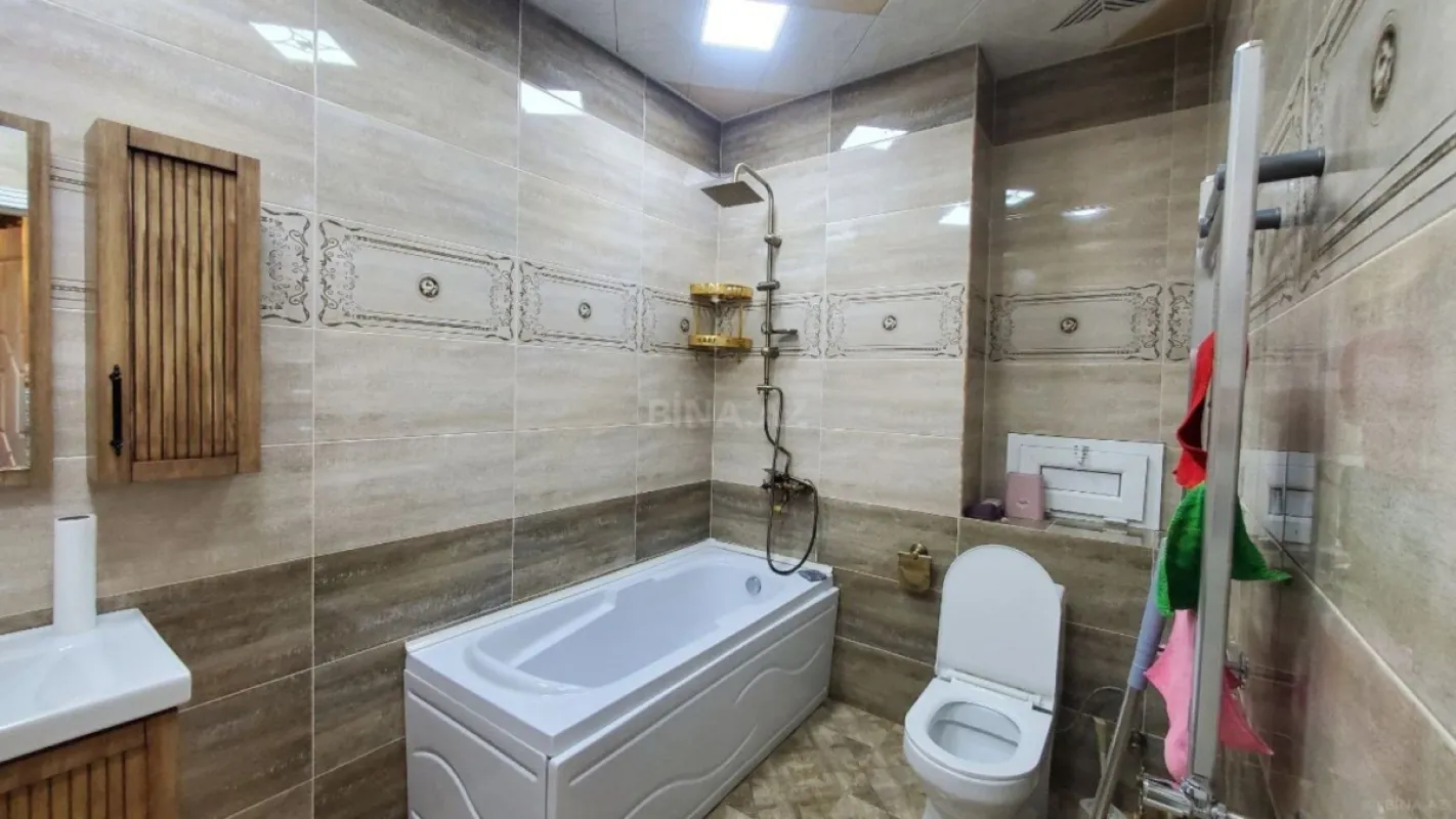 Satılır 2 otaqlı mənzil 64 m²
