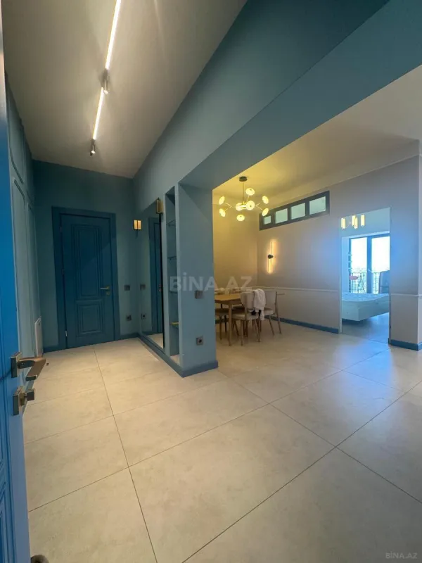 Satılır 2 otaqlı mənzil 68 m²