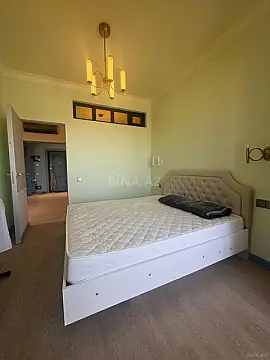 Satılır 2 otaqlı mənzil 68 m²