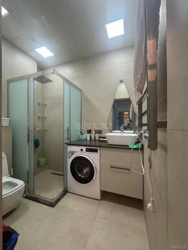 Satılır 2 otaqlı mənzil 68 m²