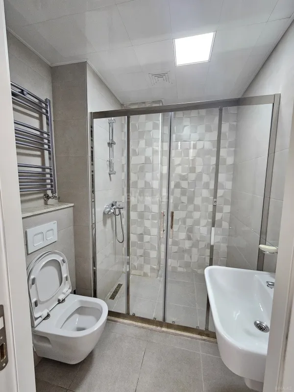 Satılır 2 otaqlı mənzil 55 m²