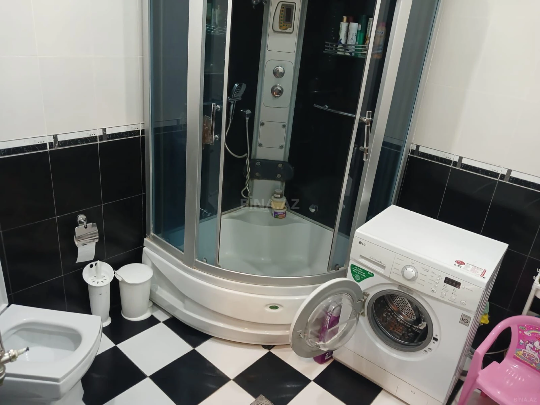 Satılır 3 otaqlı mənzil 137 m²