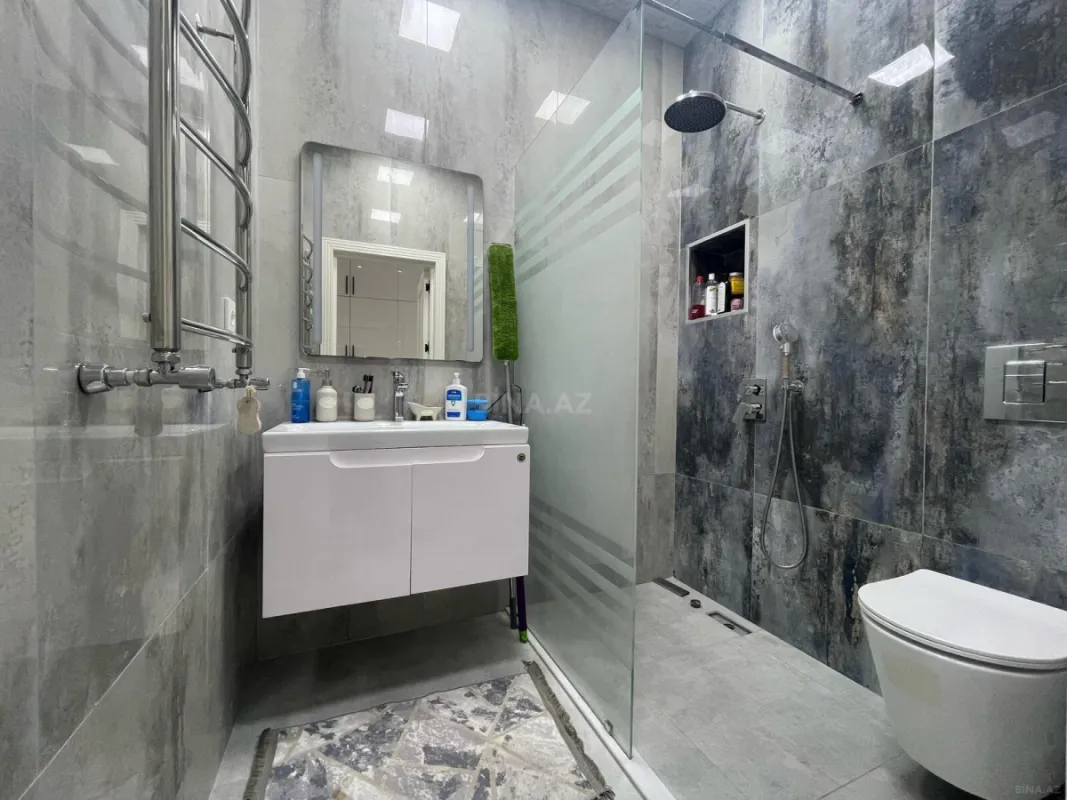 Satılır 2 otaqlı mənzil 72 m²