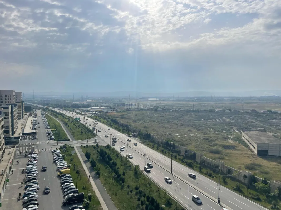 Satılır 2 otaqlı mənzil 72 m²