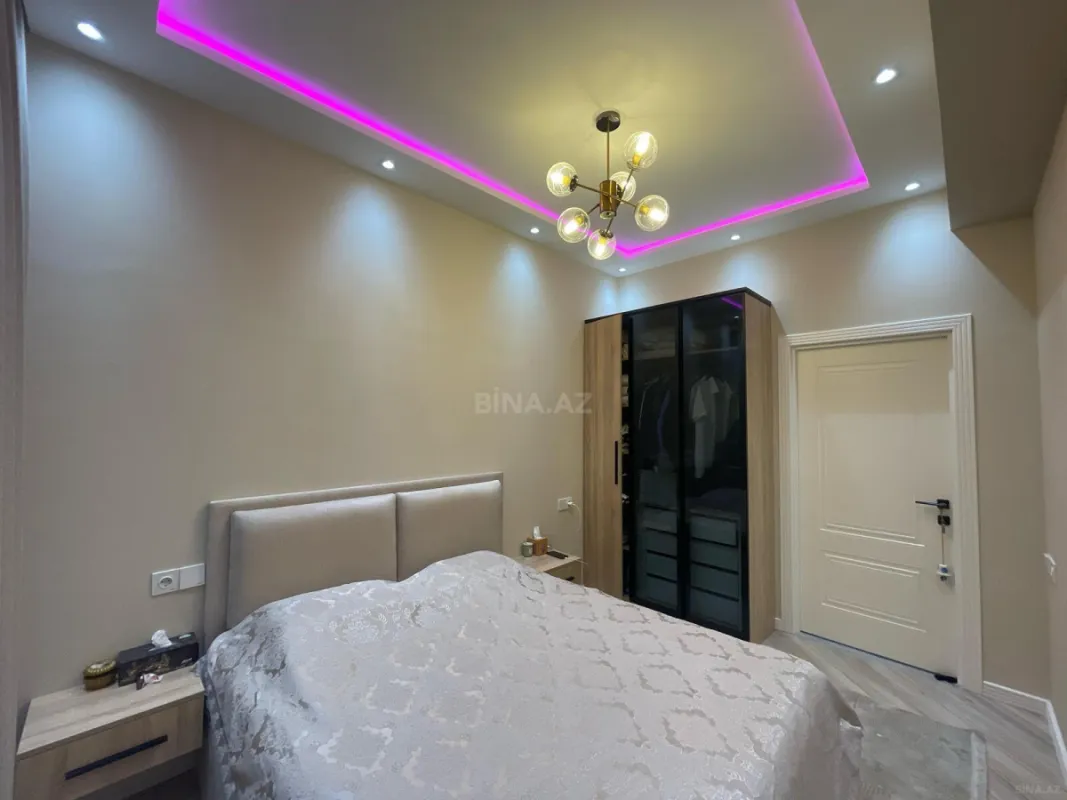 Satılır 2 otaqlı mənzil 72 m²