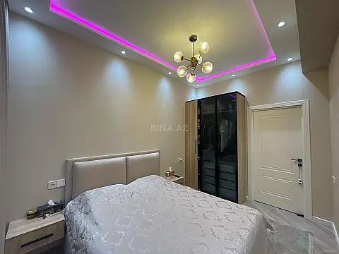 Satılır 2 otaqlı mənzil 72 m²