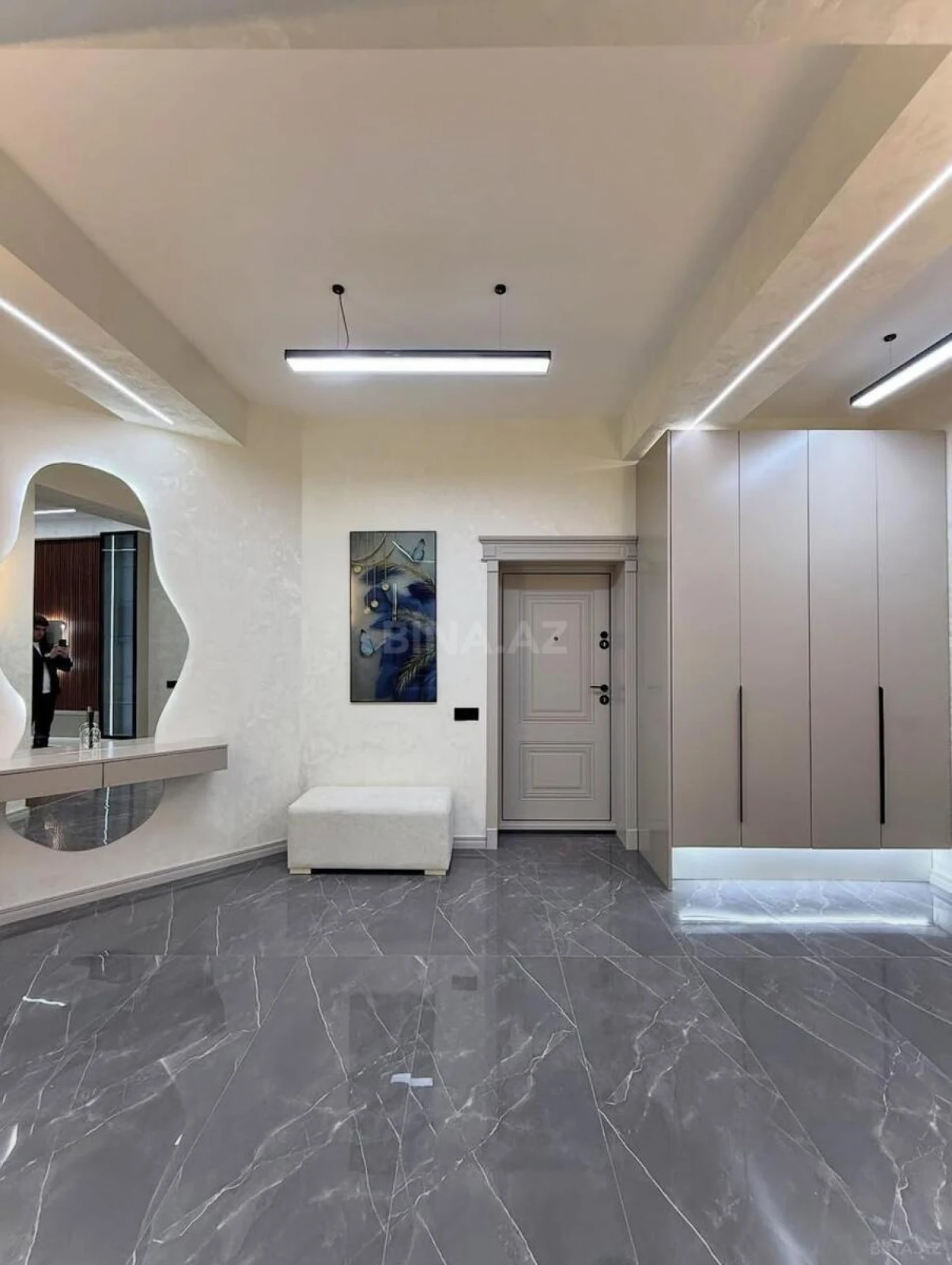 Kirayə verilir 2 otaqlı mənzil 75 m²