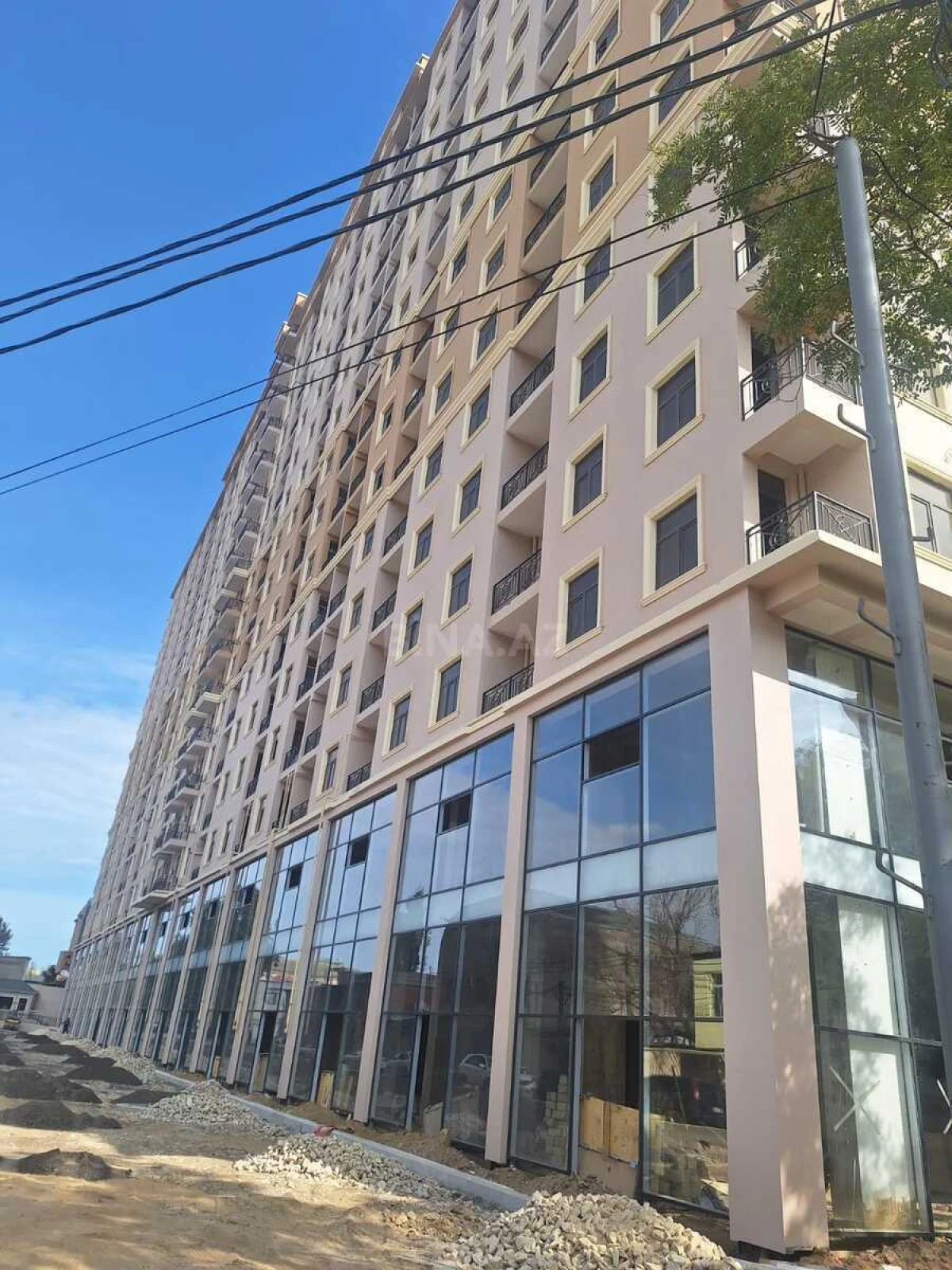 Satılır 2 otaqlı mənzil 60.5 m²