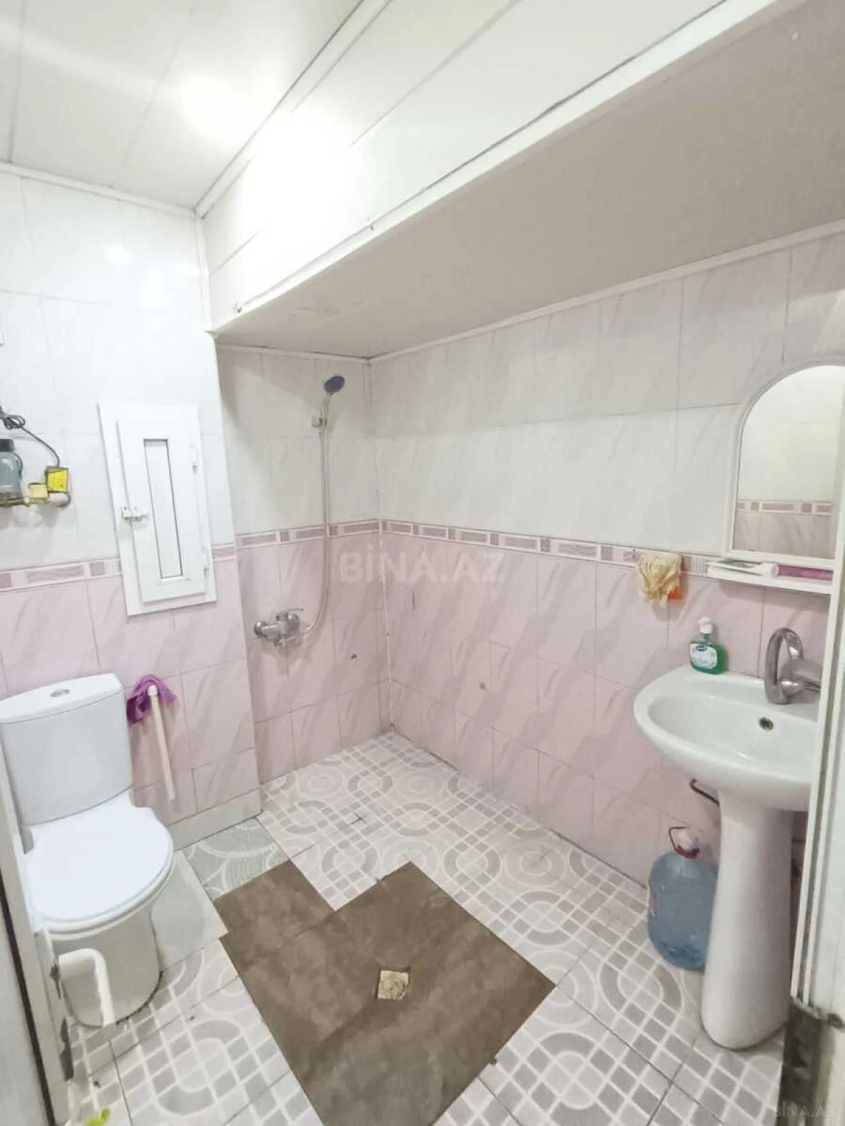 Satılır 1 otaqlı mənzil 40 m²