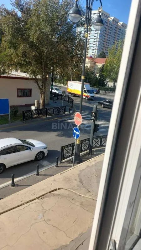 Kirayə verilir 3 otaqlı mənzil 98 m²