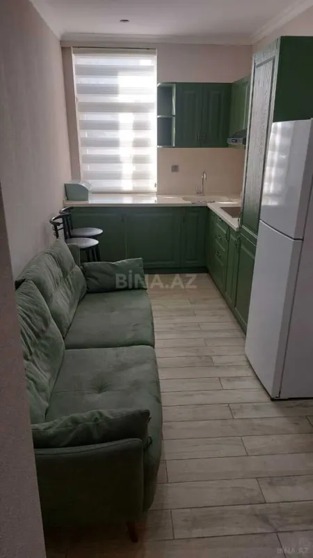 Kirayə verilir 3 otaqlı mənzil 98 m²