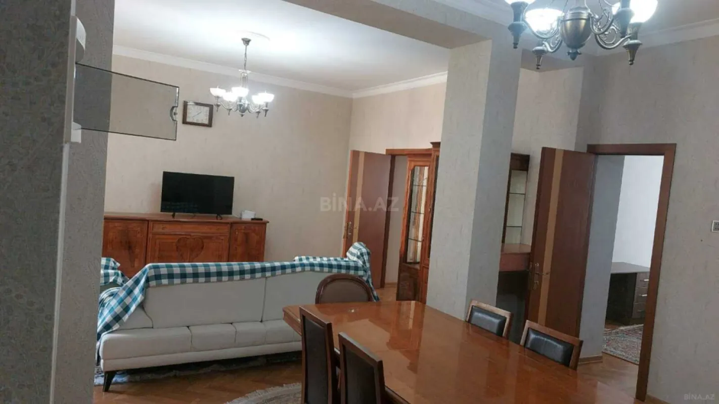Kirayə verilir 3 otaqlı mənzil 98 m²