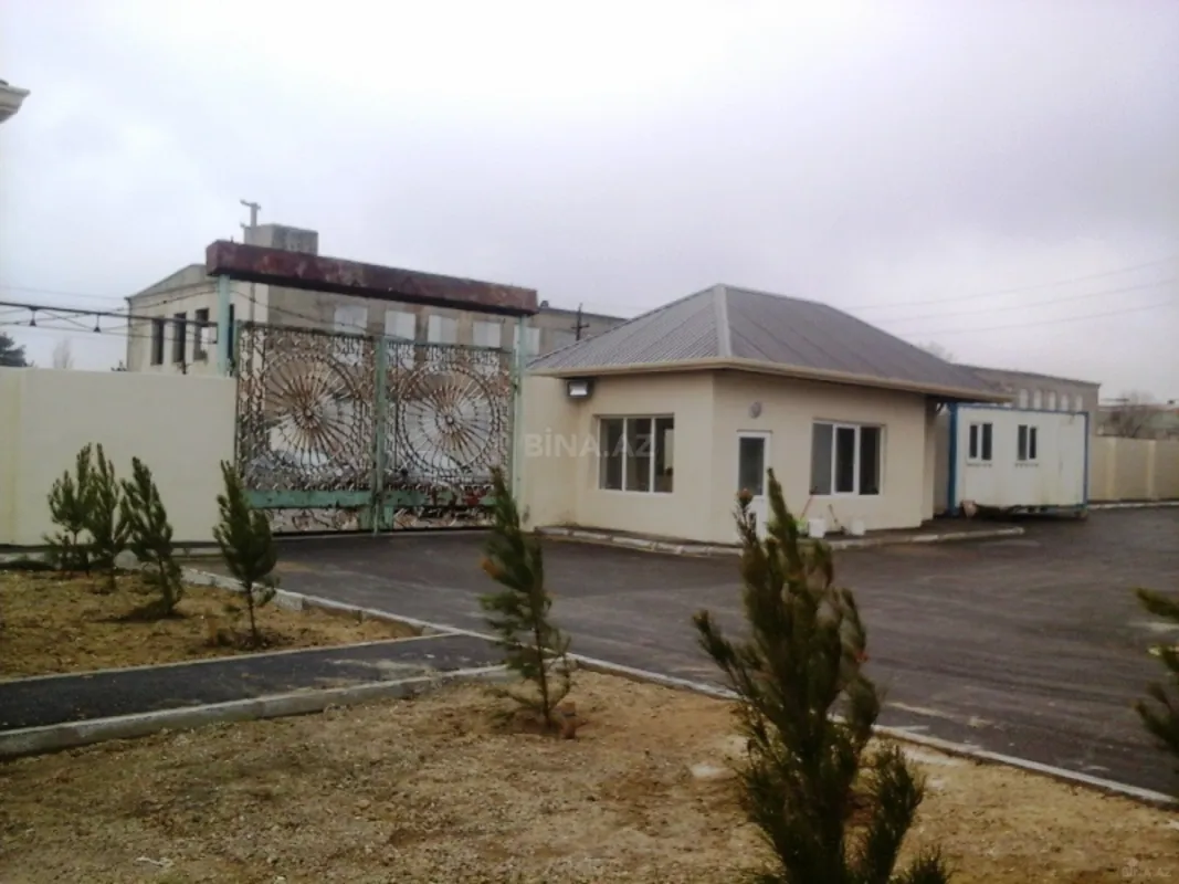 Kirayə verilir obyekt 620 m²