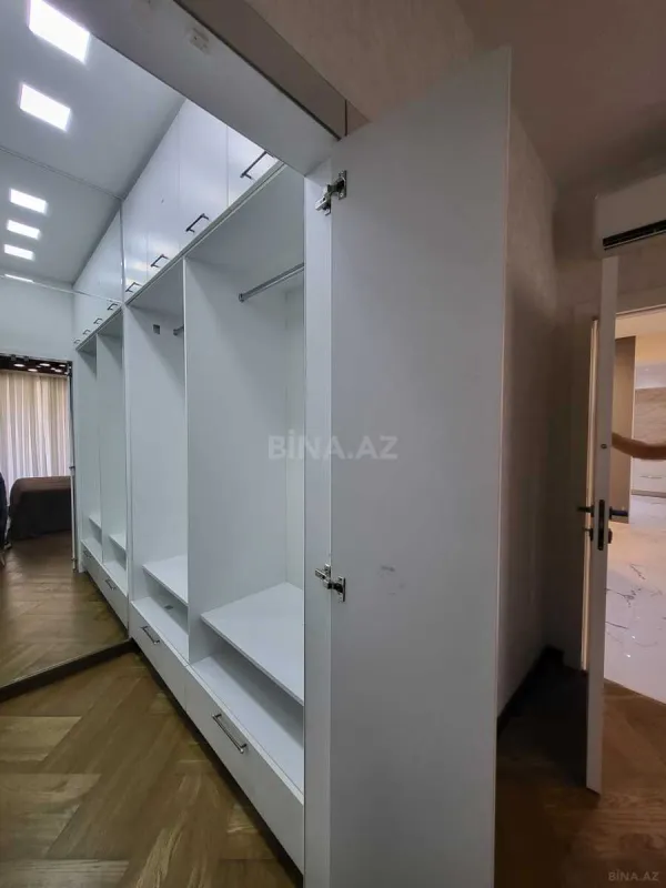 Kirayə verilir 3 otaqlı mənzil 120 m²