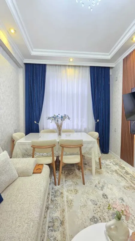 Satılır 2 otaqlı mənzil 52 m²