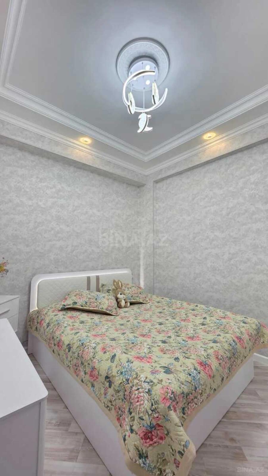 Satılır 2 otaqlı mənzil 52 m²