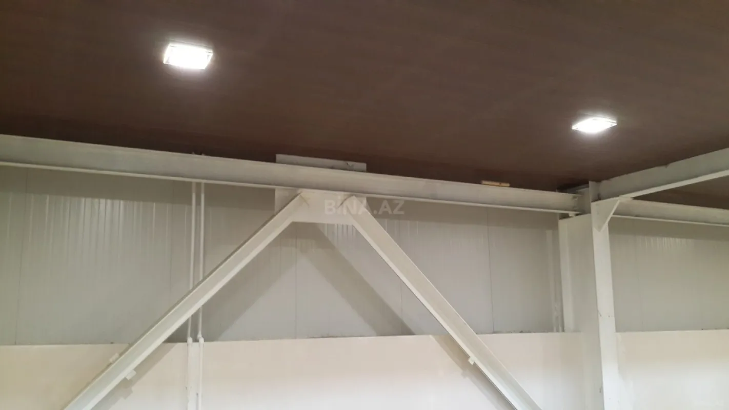 Kirayə verilir obyekt 2000 m²