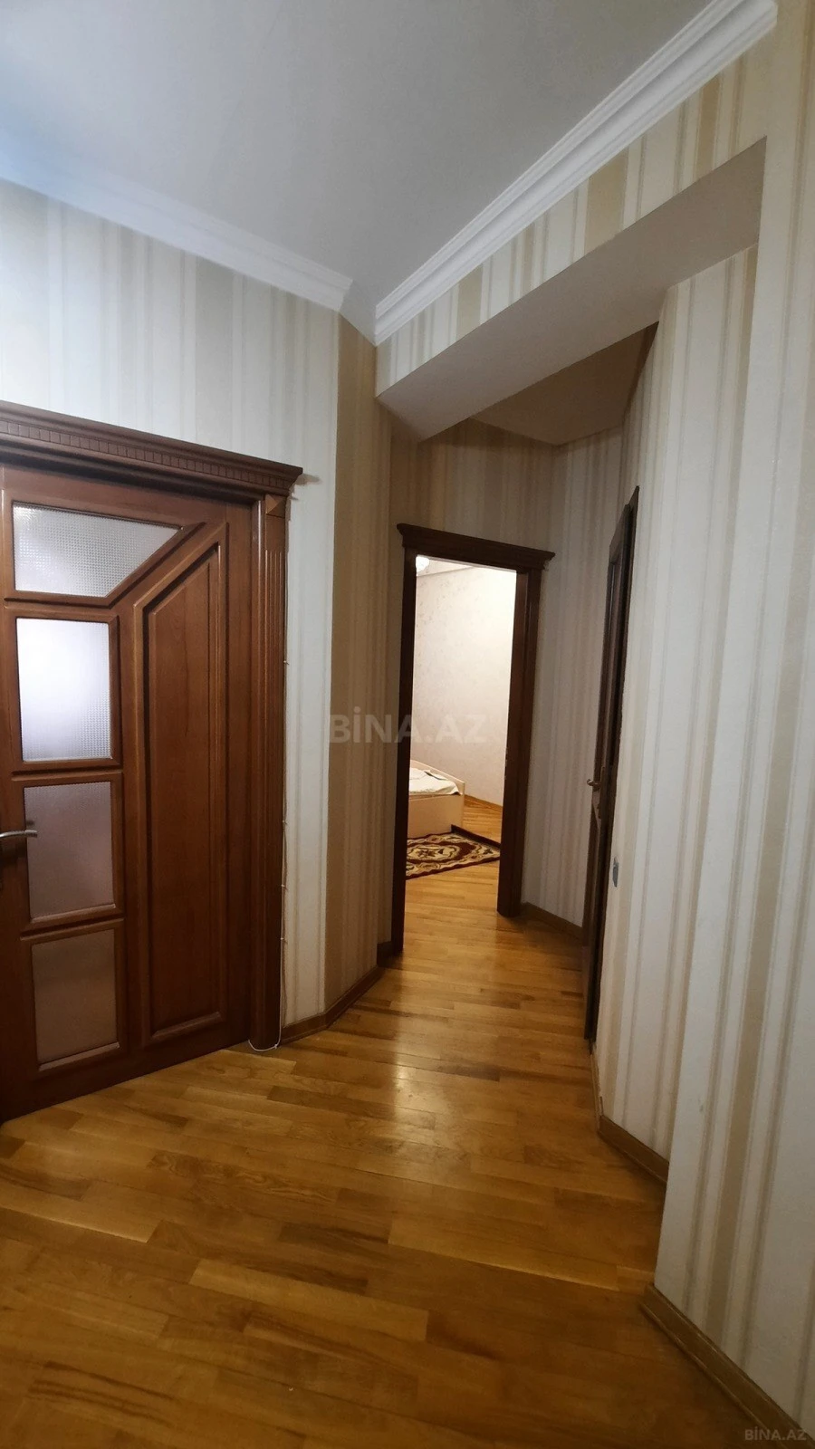 Kirayə verilir 2 otaqlı mənzil 65 m²