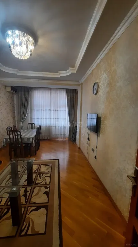 Kirayə verilir 2 otaqlı mənzil 65 m²