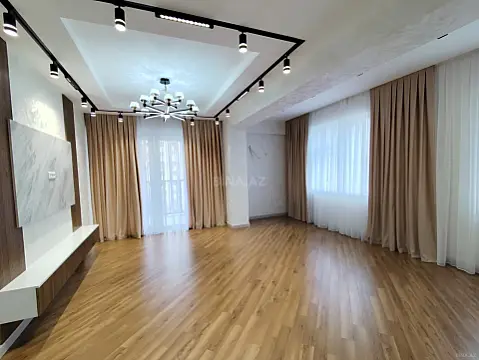 Satılır 3 otaqlı mənzil 128 m²
