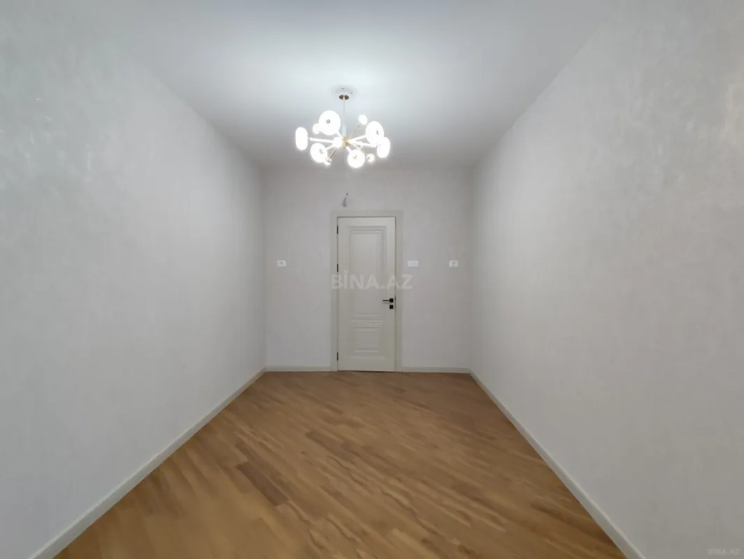 Satılır 3 otaqlı mənzil 128 m²
