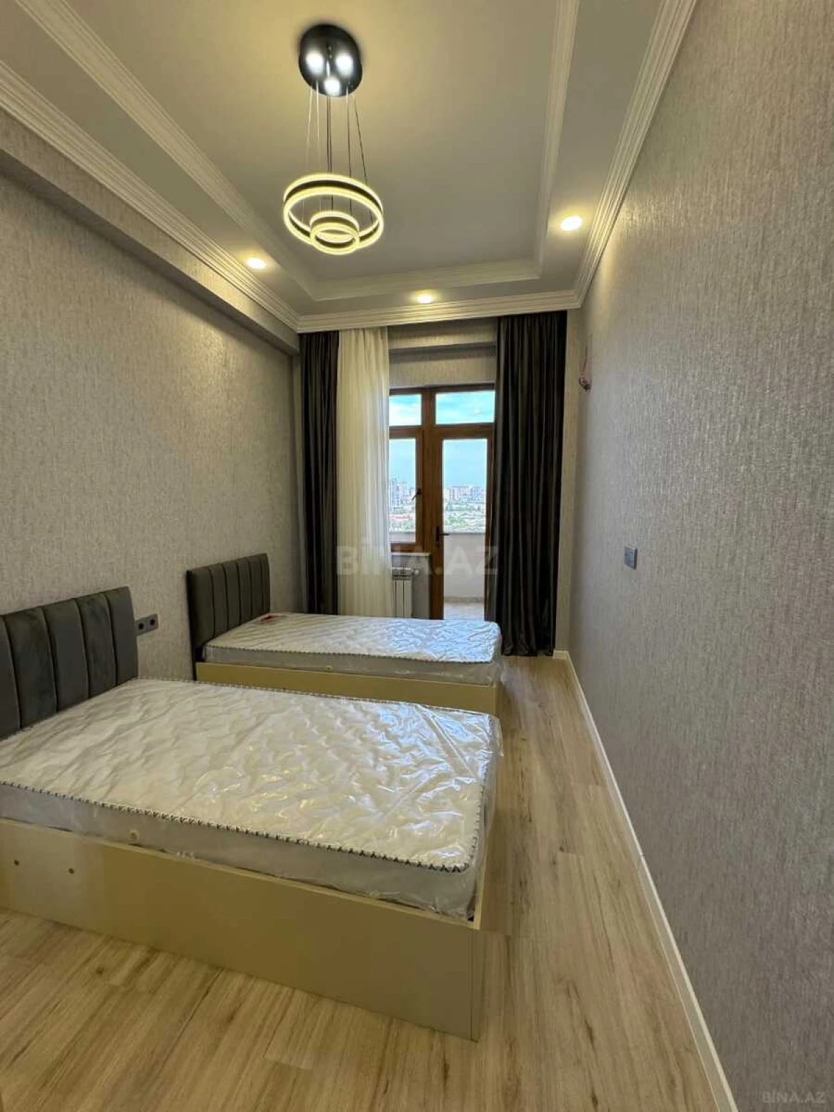 Kirayə verilir 3 otaqlı mənzil 100 m²