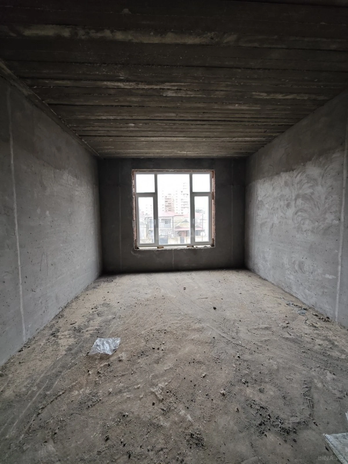 Satılır 4 otaqlı həyət evi 200 m²