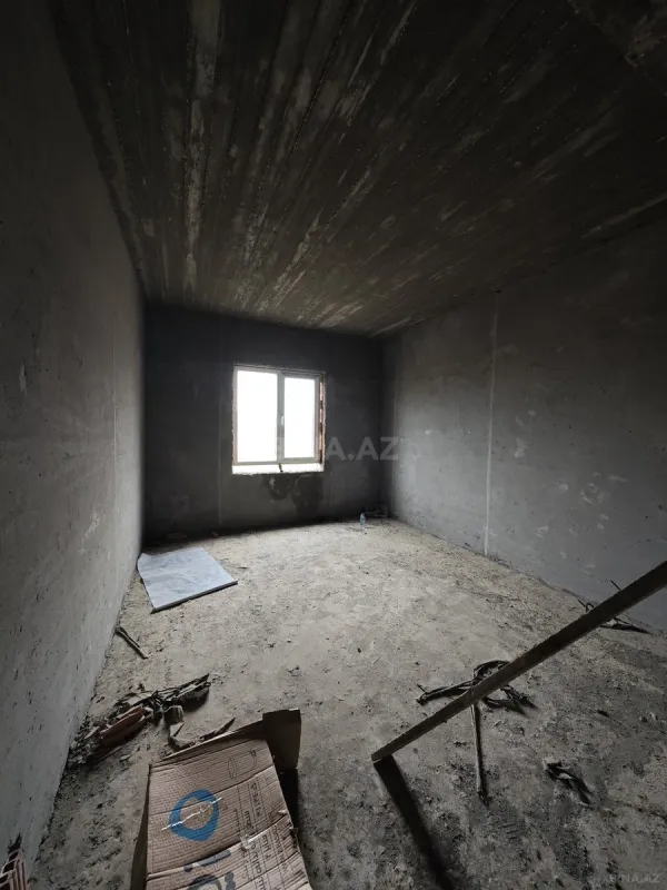 Satılır 4 otaqlı həyət evi 200 m²