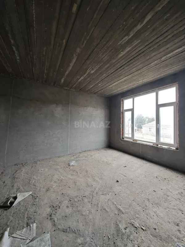 Satılır 4 otaqlı həyət evi 200 m²