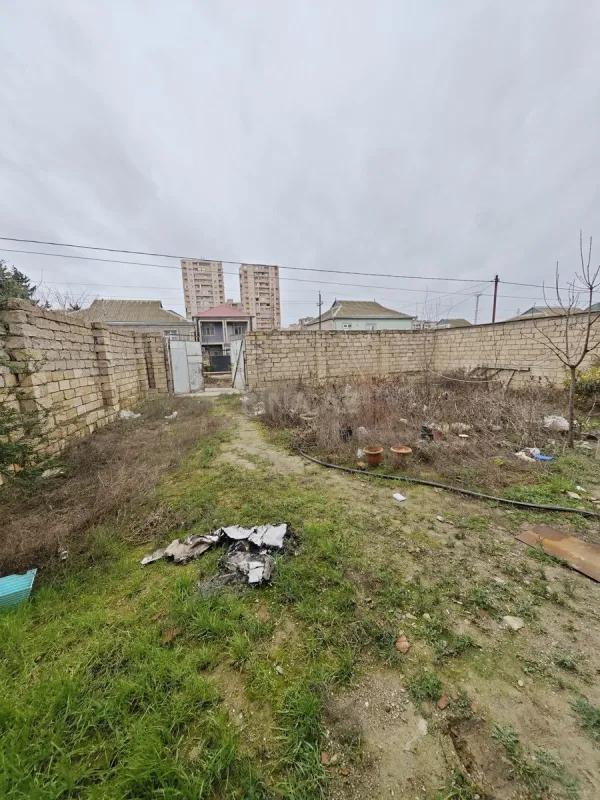 Satılır 4 otaqlı həyət evi 200 m²