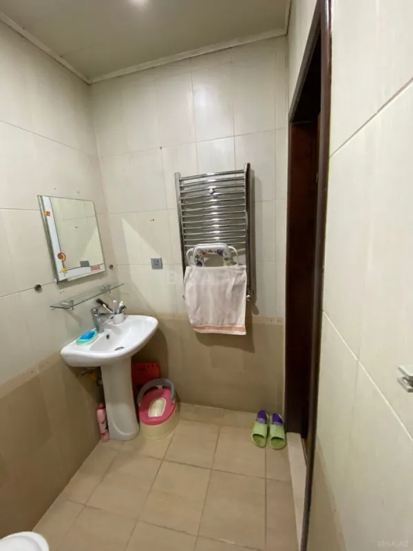 Satılır 2 otaqlı mənzil 53 m²