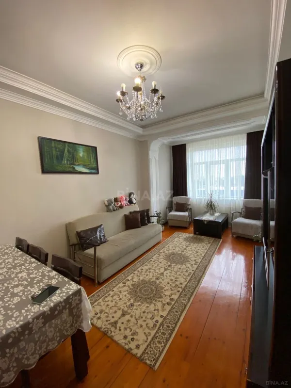 Satılır 2 otaqlı mənzil 53 m²