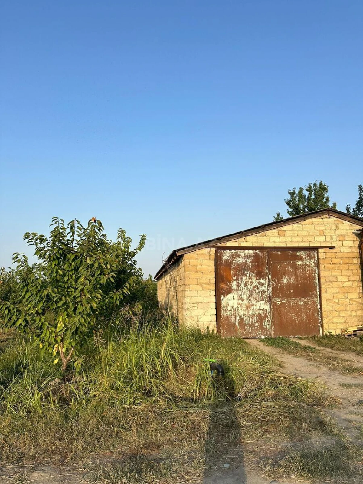 Satılır torpaq sahəsi 200 m²