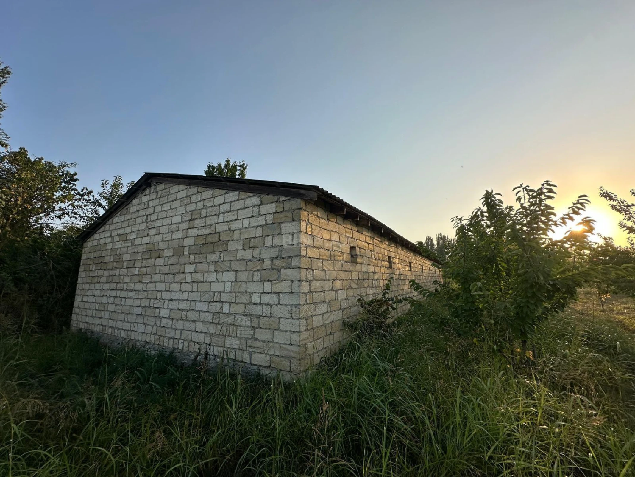 Satılır torpaq sahəsi 200 m²