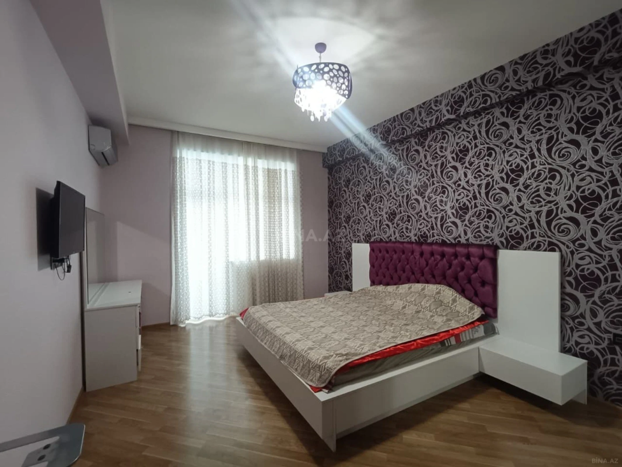 Kirayə verilir 2 otaqlı mənzil 85 m²