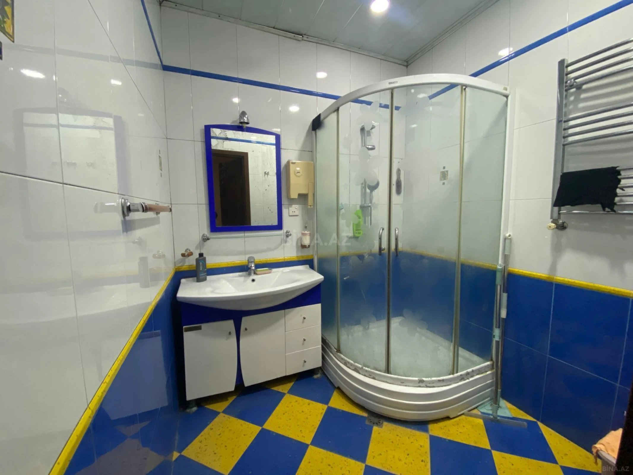 Satılır 3 otaqlı mənzil 88 m²