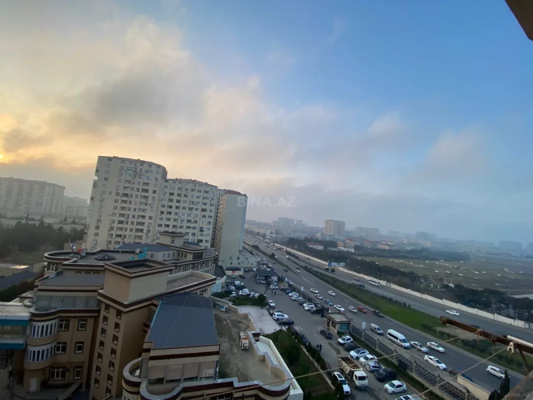 Satılır 3 otaqlı mənzil 88 m²