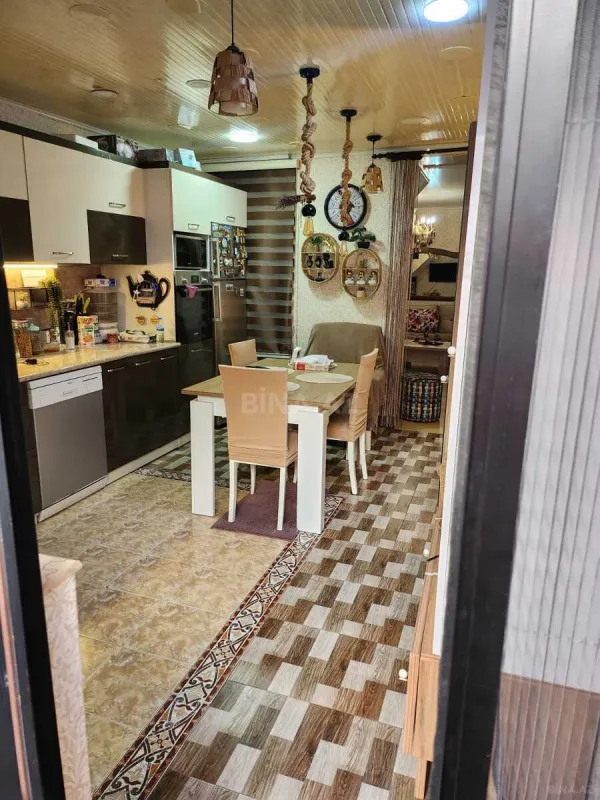 Kirayə verilir 3 otaqlı mənzil 76 m²