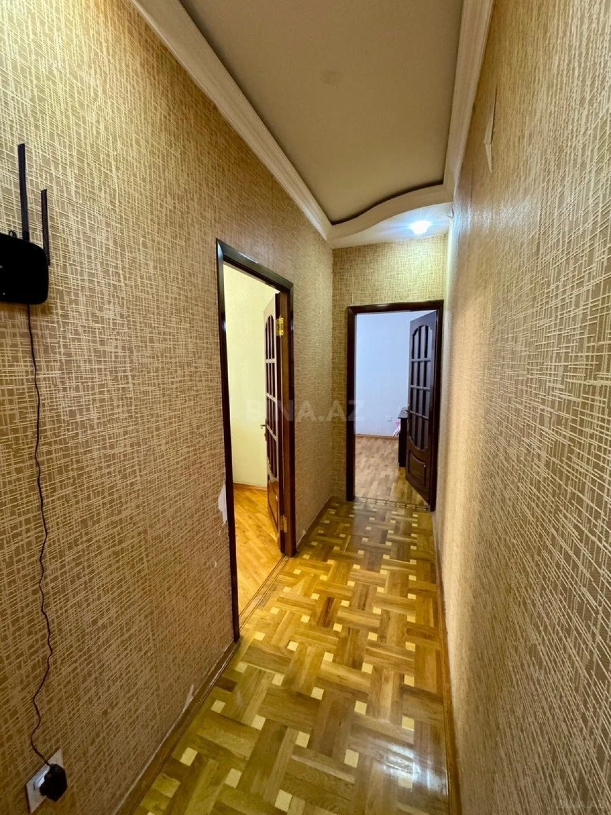 Satılır 5 otaqlı mənzil 120 m²